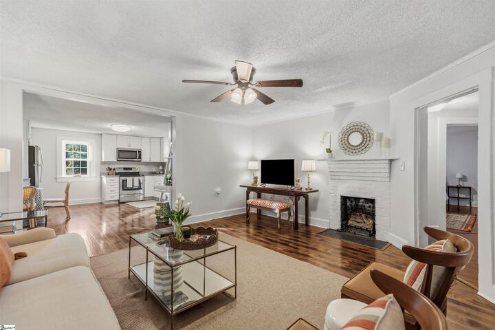 Property Photo: 556 Lowndes Hill Road SC 29607