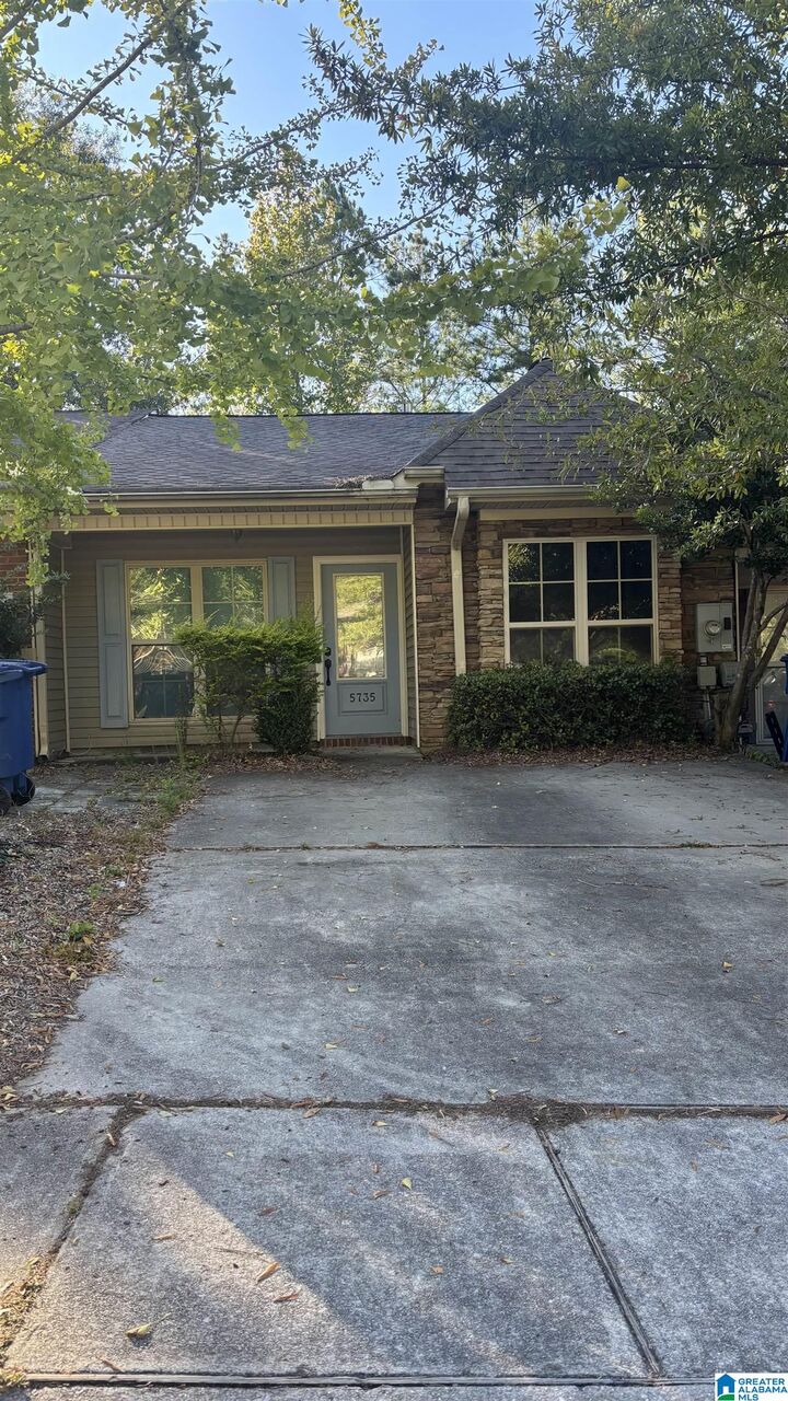 Property Photo:  5735 Colony Lane  AL 35226 