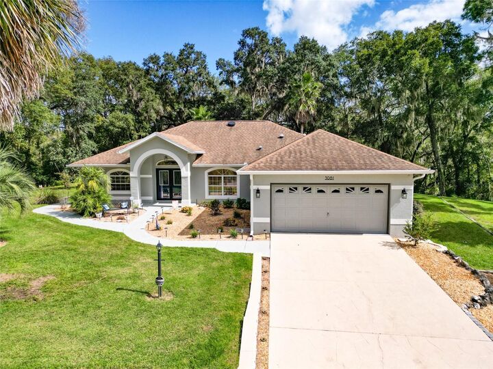 Property Photo:  3081 E Berwick Court  FL 34442 