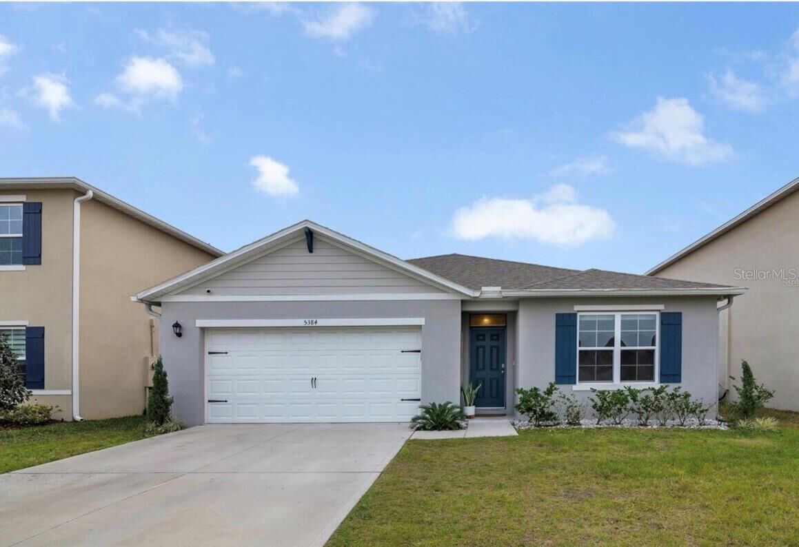 Property Photo: 5384 Hickory Downs Way FL 34771
