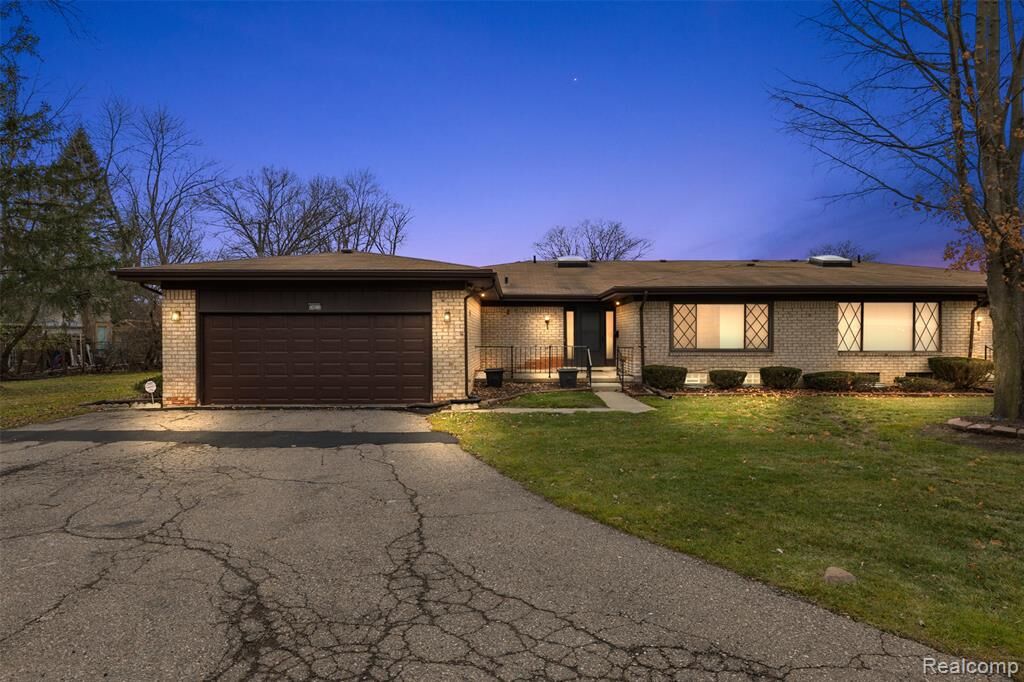 Property Photo:  24011 Wildbrook Court  MI 48034 1336 