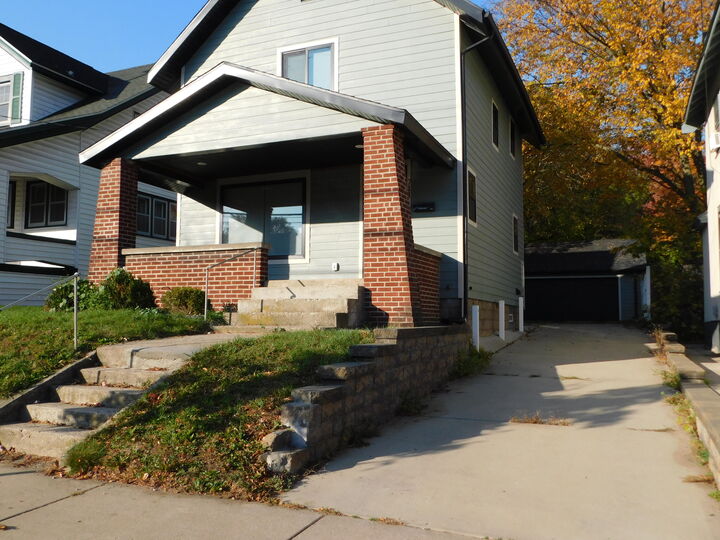 Property Photo: 711 Fuller Avenue SE MI 49506