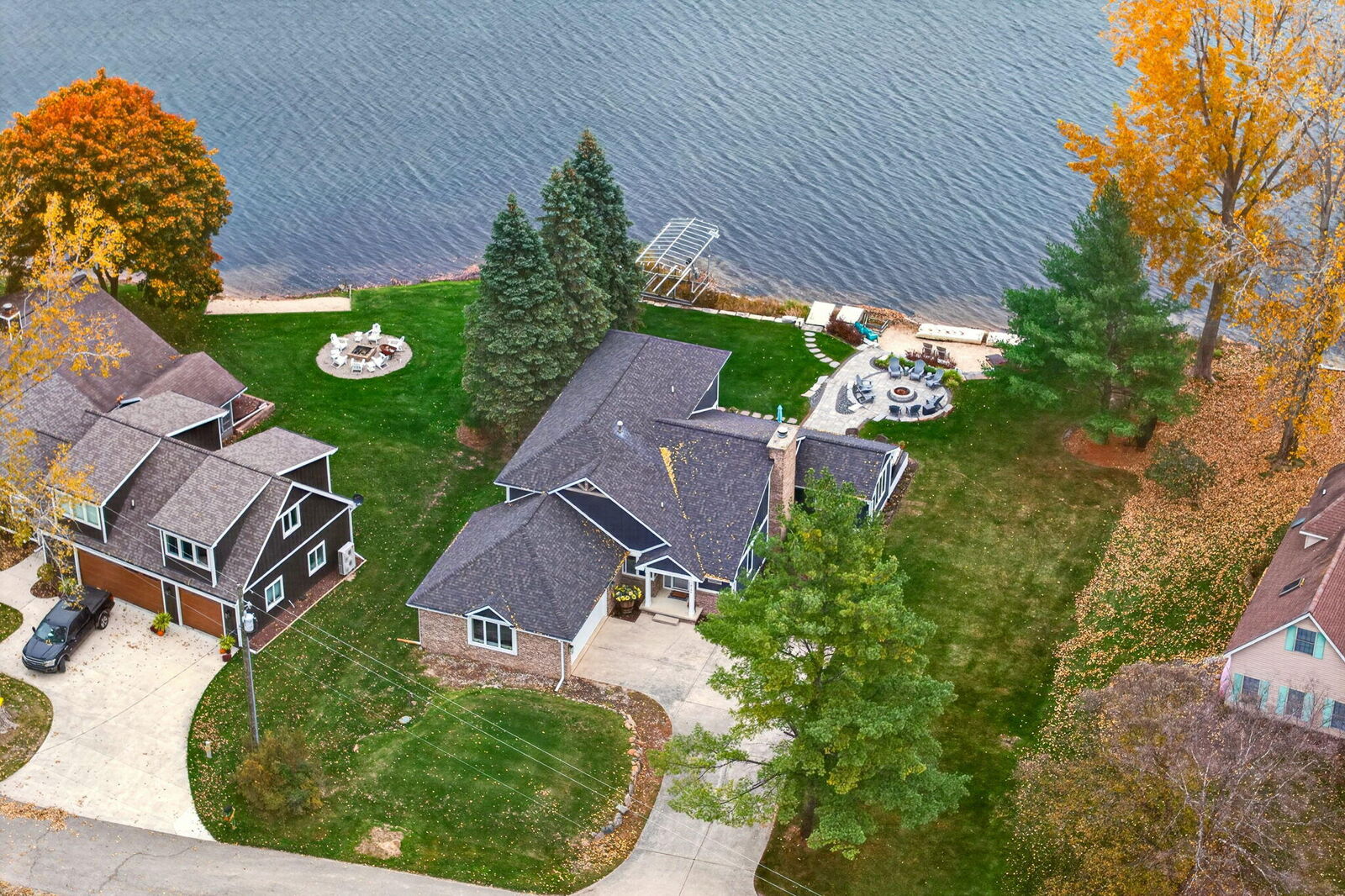 Property Photo: 8144 Island Court MI 49346