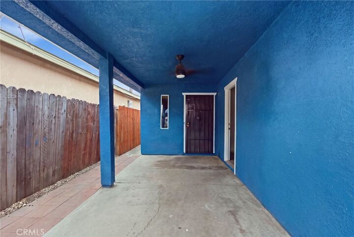 Property Photo: 2407 E 109th CA 90059