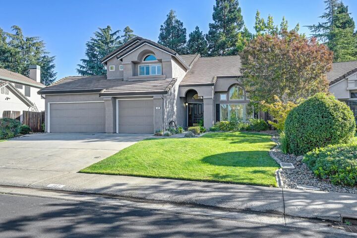 Property Photo:  147 Thorndike Way  CA 95630 