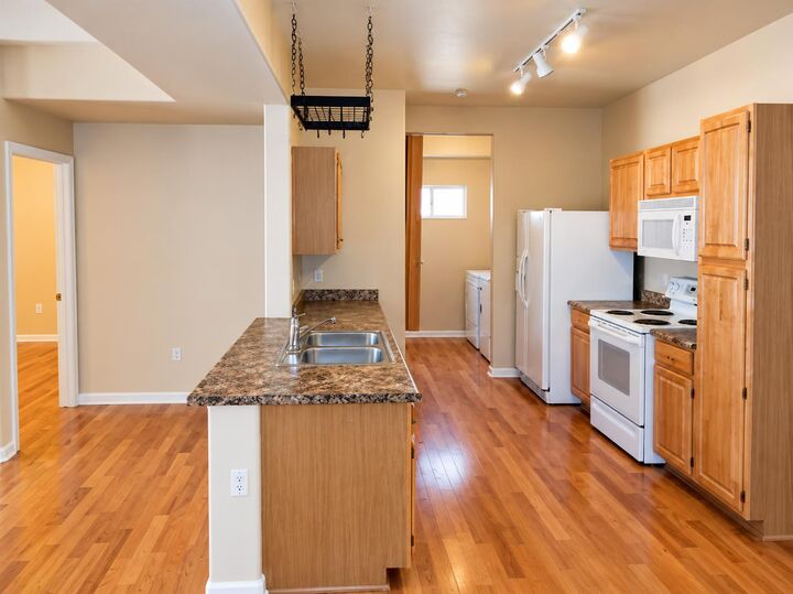 Property Photo:  501 Gibson Dr 2113  CA 95678 