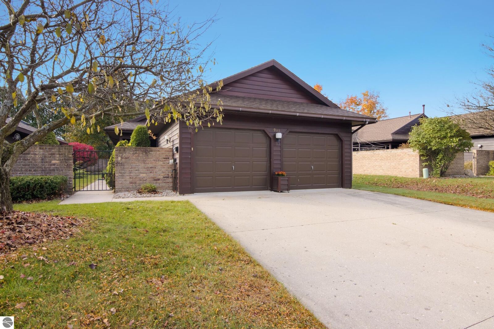 Property Photo:  911 S Hammond Place  MI 49686 