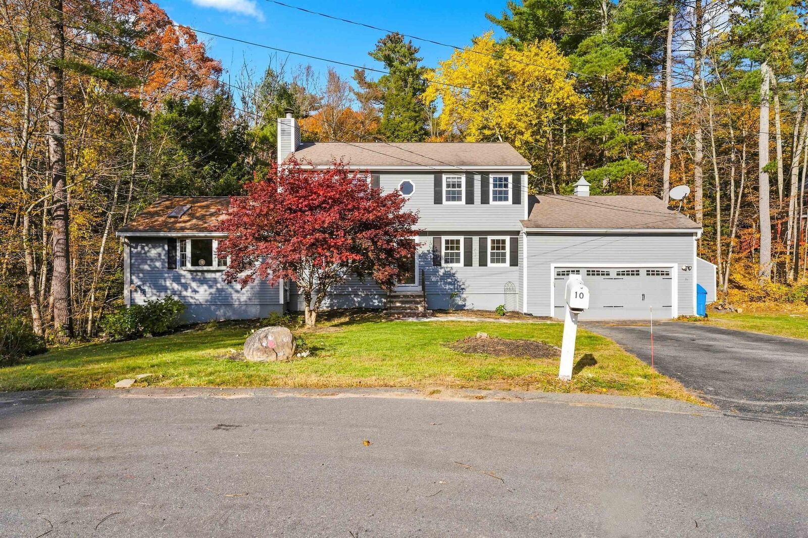Property Photo: 10 Judith Lane NH 03038