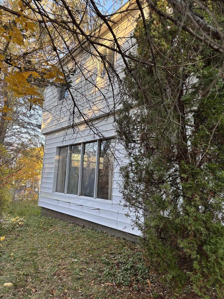 Property Photo:  54 Glenview Avenue  NS B4N 2R7 