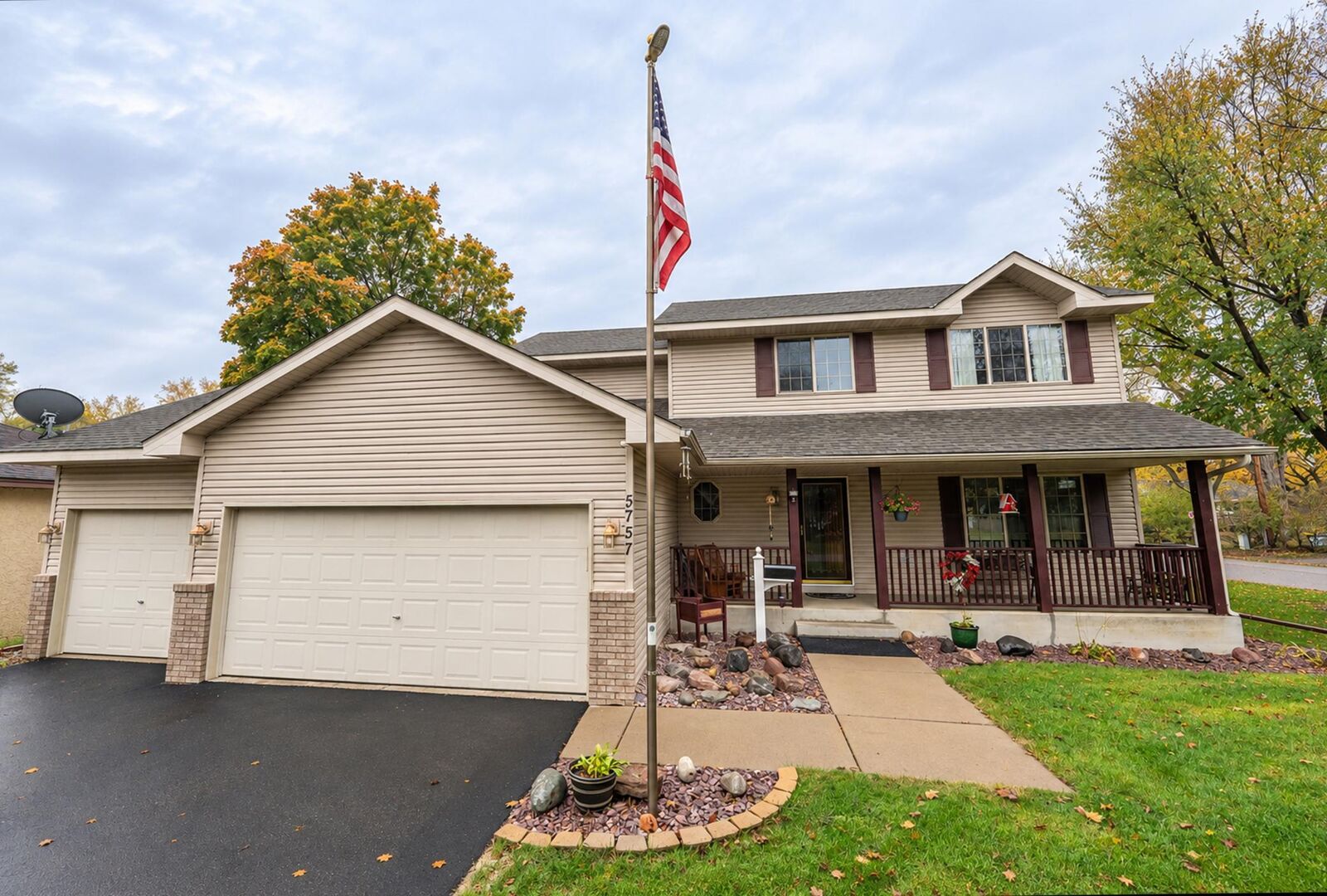 Property Photo: 5757 Quail Avenue N MN 55429