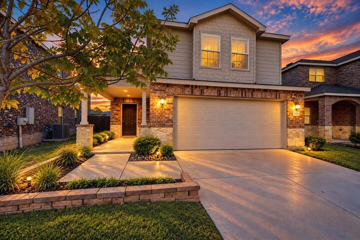 Property Photo: 1420 Ganado Drive TX 75126