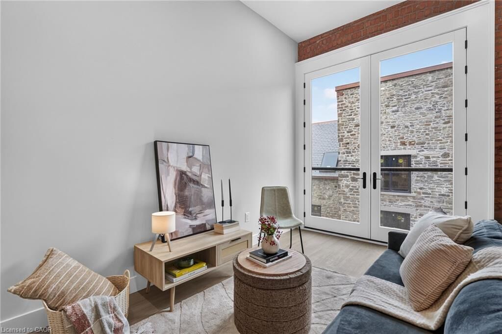 Property Photo:  56 York Boulevard 405  ON L8R 0A2 