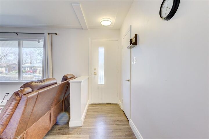 Property Photo: 69 Maywood Road Upper ON N2C 2A2