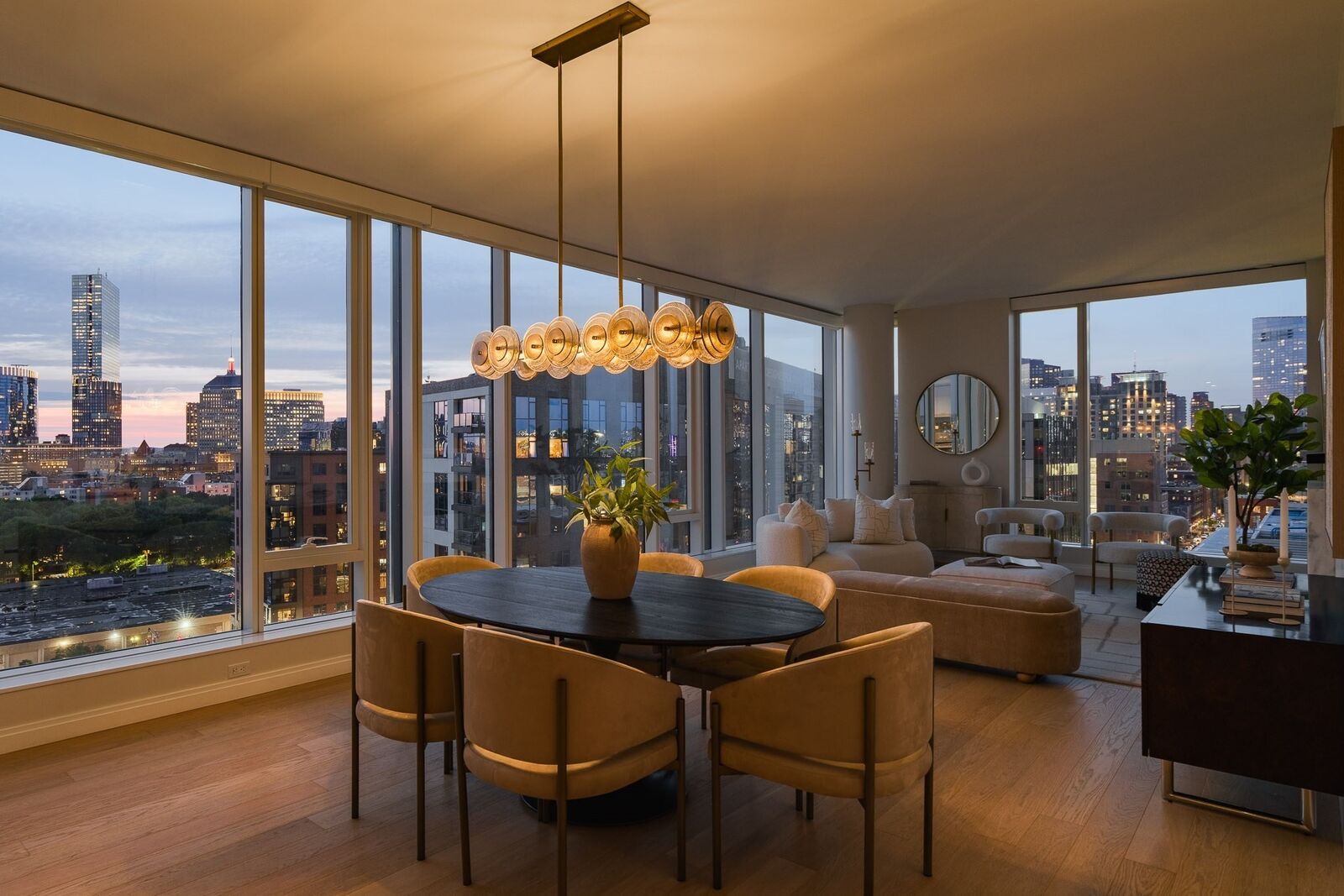 Property Photo:  380 Harrison Ave Ph1j  MA 02118 