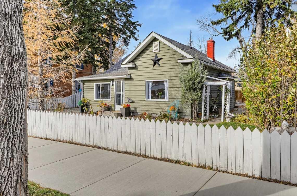 Photo de la propriété:  436 Macleod Trail SW  AB T1V 1B5 