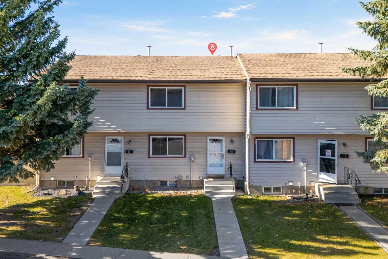 Property Photo:  6100 4 Avenue NE 15  AB T2A 5Z8 