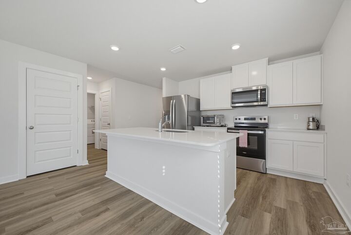 Property Photo:  25 Spoonbill St  FL 32533 