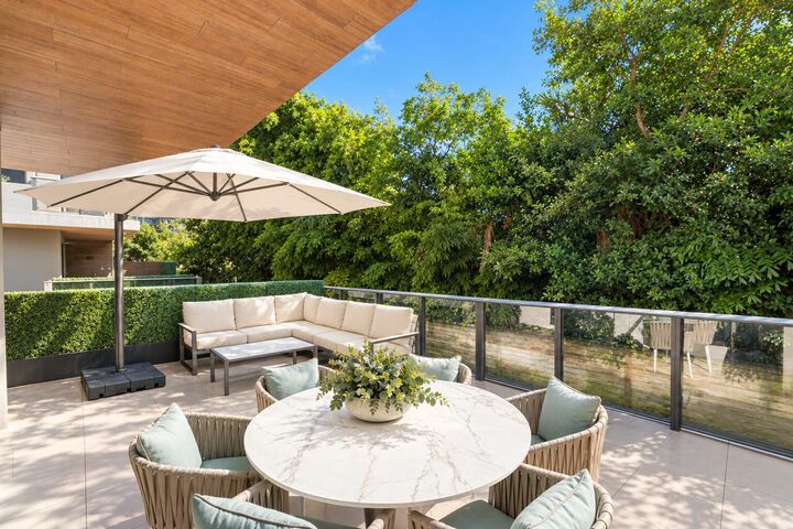 Property Photo:  3030 N Ocean Boulevard S106  FL 33308 