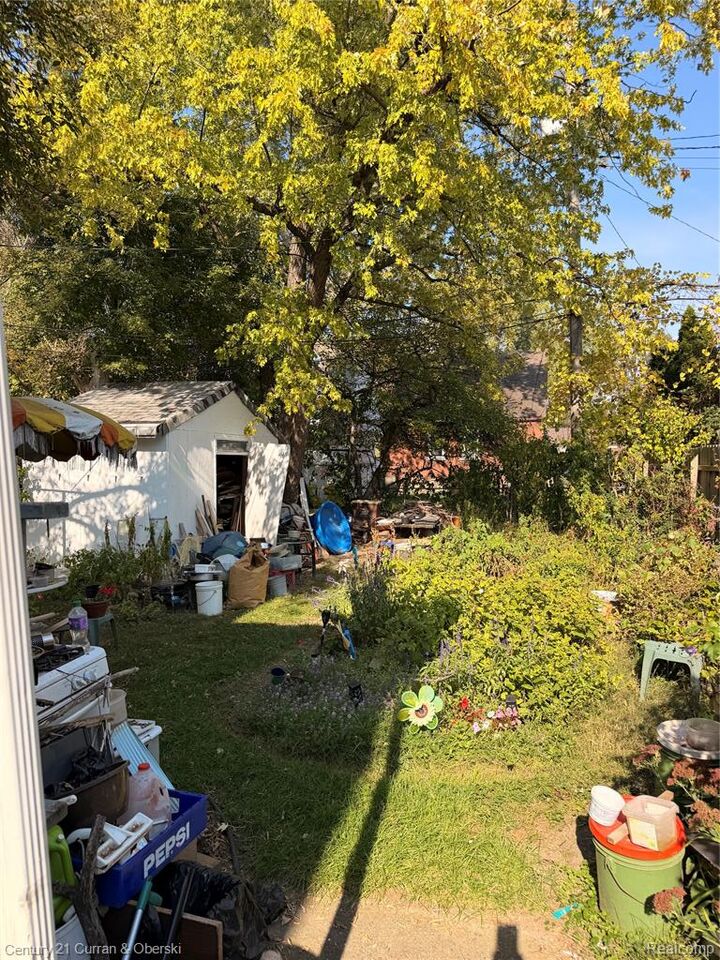Property Photo:  791 E Webster Street  MI 48220 