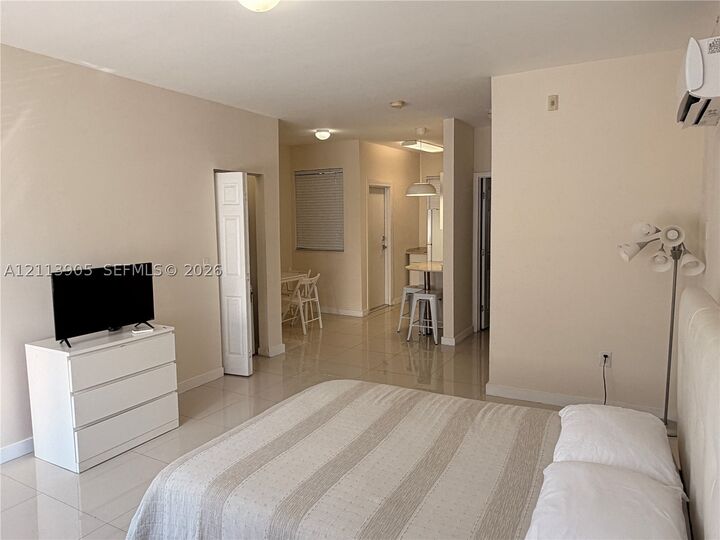 Property Photo:  511 15th Street 7  FL 33139 