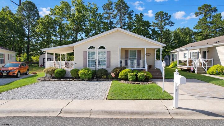 Property Photo:  9 Sycamore Ln  NJ 08330 
