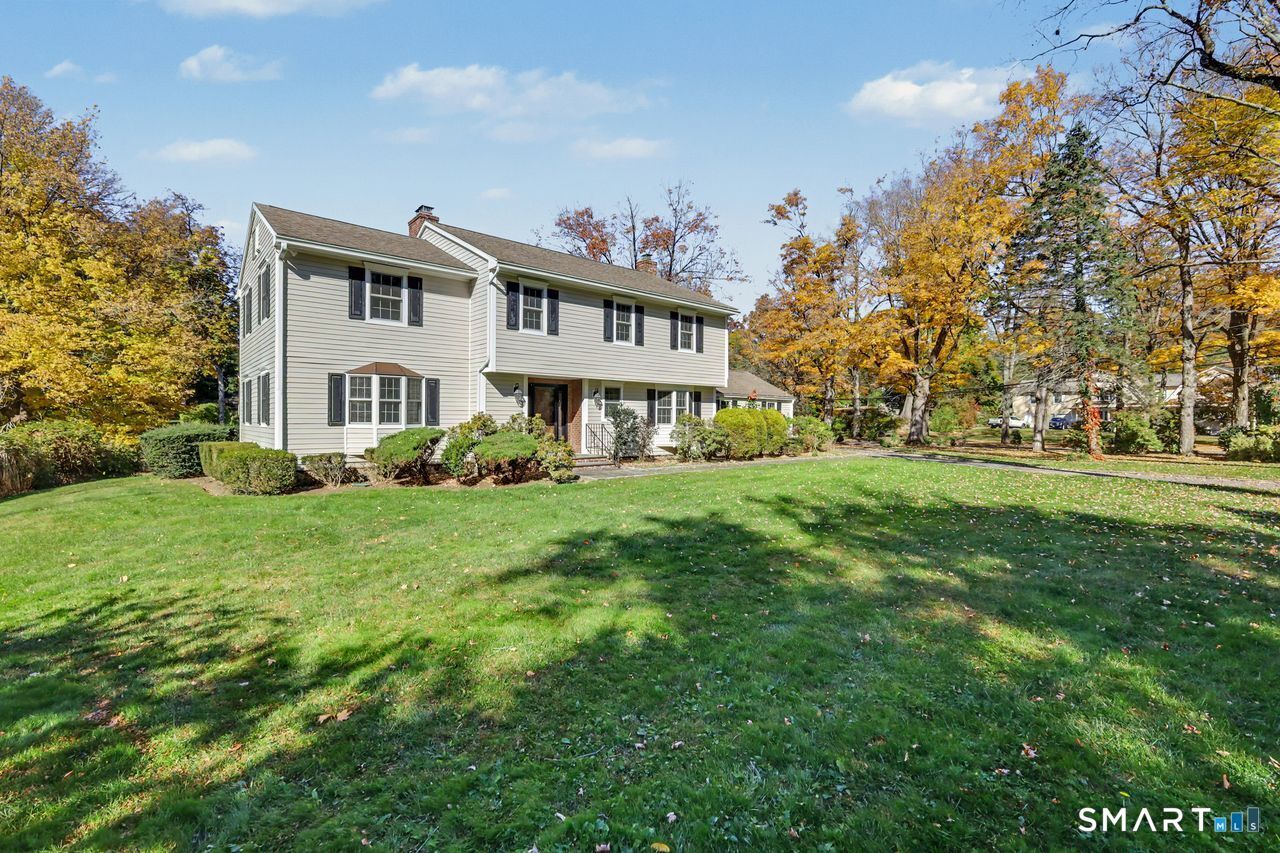Property Photo:  3 Huntzinger Drive  CT 06831 