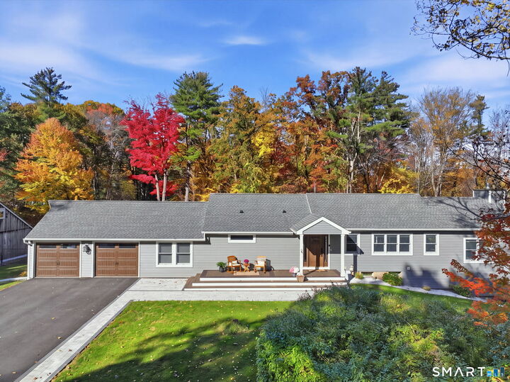 Property Photo:  24 Woodhaven Drive  CT 06001 