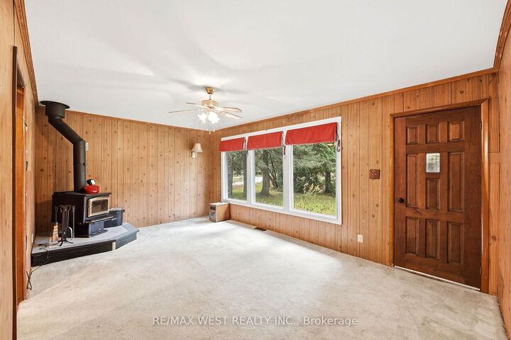 Property Photo:  606095 River Road  ON L9V 0S9 