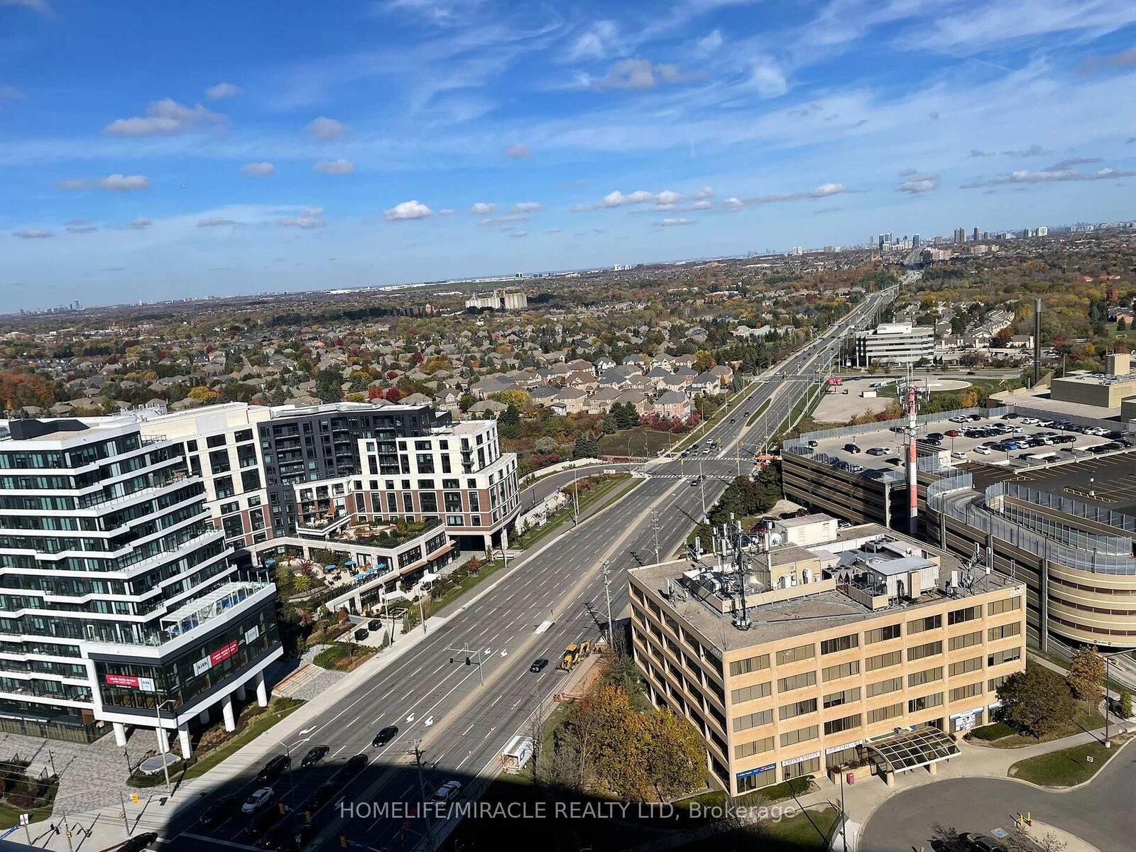 Property Photo:  2520 Eglinton Avenue 1809  ON L5M 0Y2 