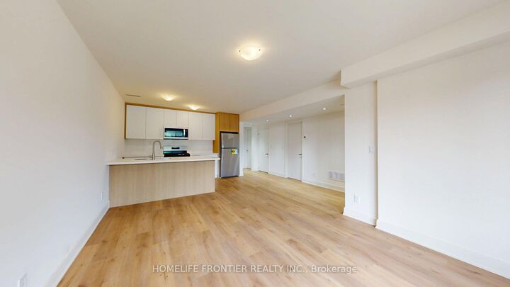 Property Photo:  878 Glencairn Avenue 2 (Main)  ON M6B 2A5 