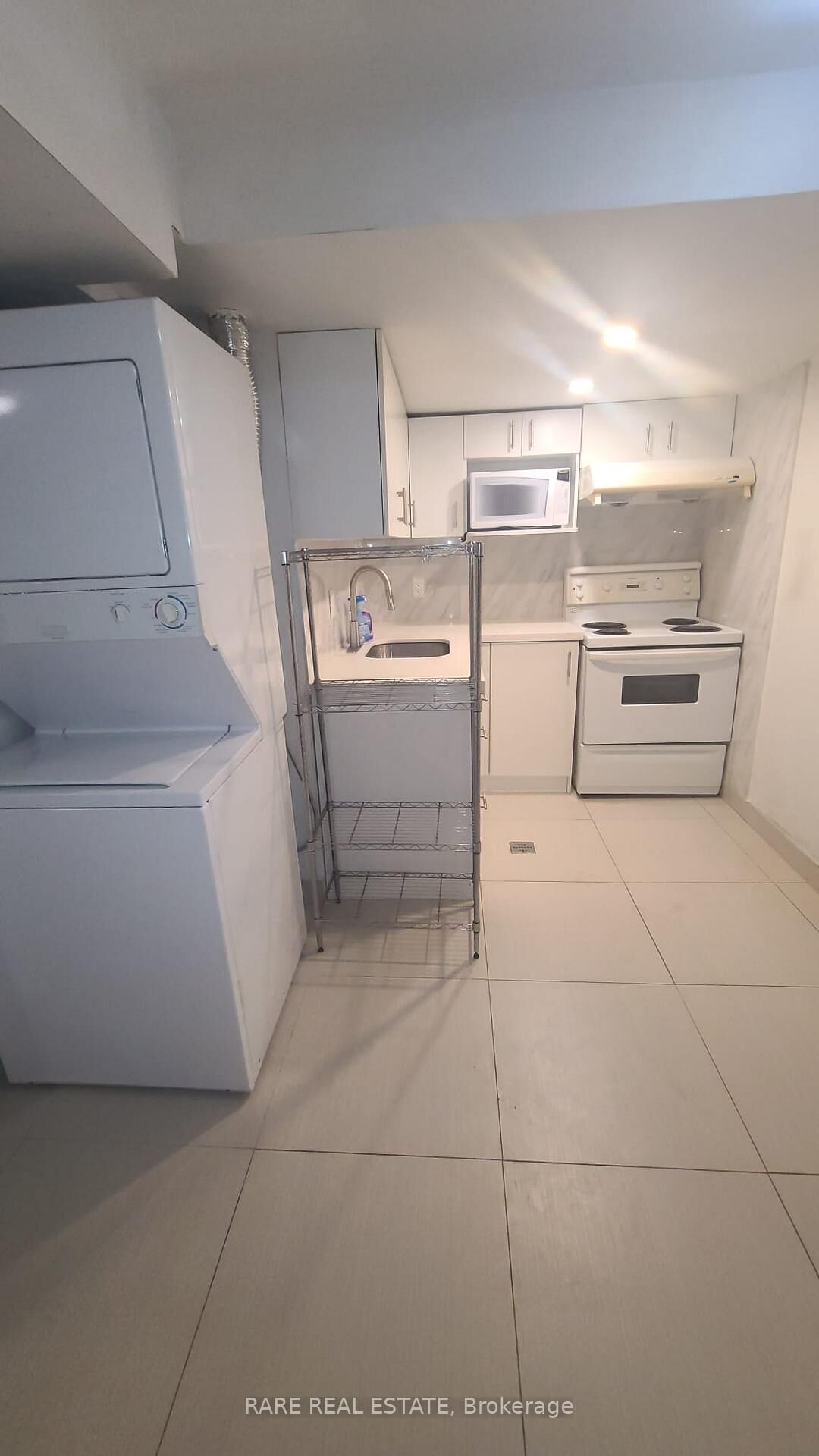 Property Photo: 42 Fordcombe Crescent Basement ON L3R 3E8