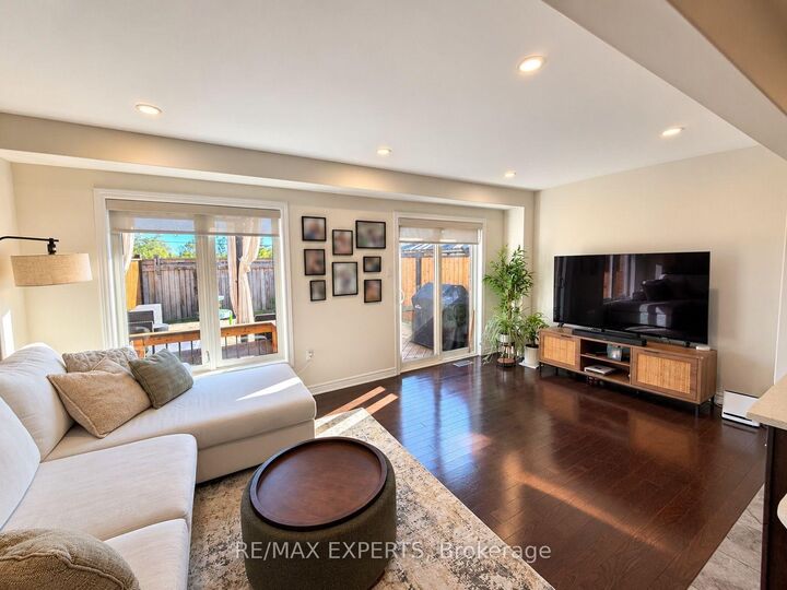 Property Photo:  217 Hutchinson Drive  ON L9R 0P9 