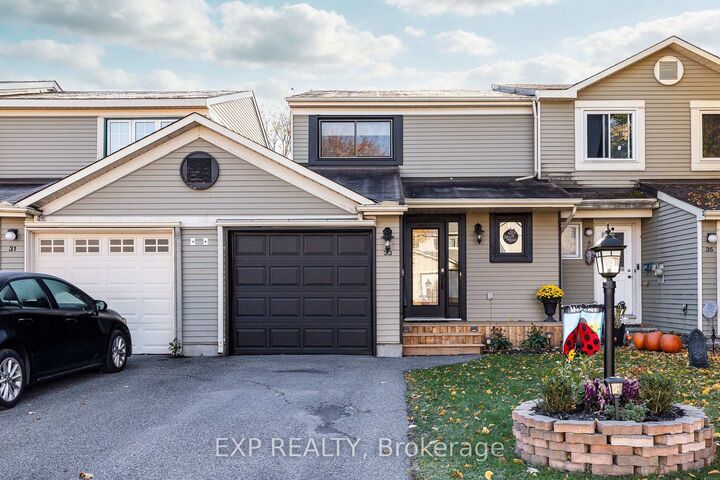 Property Photo:  33 Shearer Crescent  ON K2L 3M9 