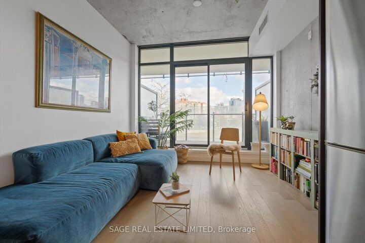 Property Photo:  25 Stafford Street 302  ON M5V 0G3 