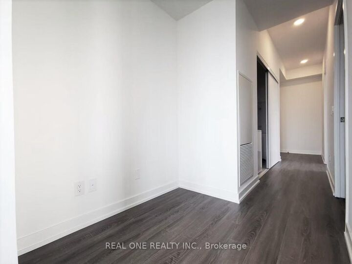 Property Photo:  20 Edward Street 1415  ON M5G 1C9 