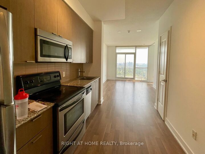 Property Photo:  23 Sheppard Avenue E 2608  ON M2N 0C8 
