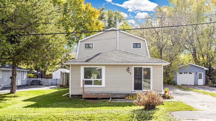 Property Photo:  163 Bayview Avenue  ON L4P 2T1 