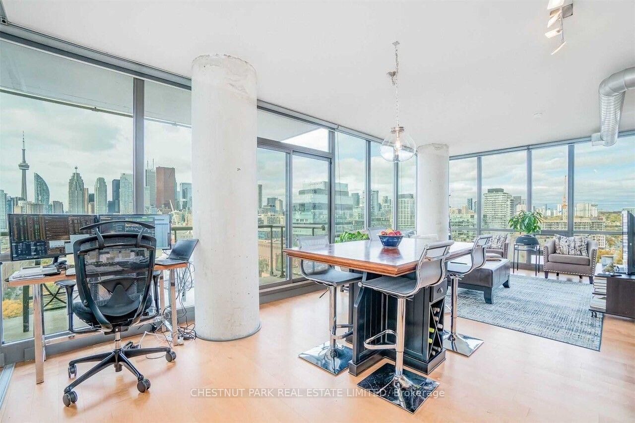 Property Photo: 33 Mill Street 1608 ON M5A 3R3