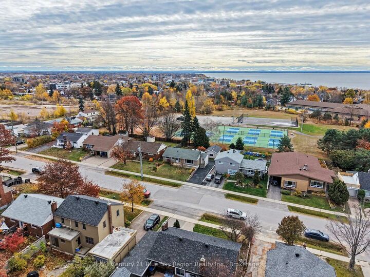 Property Photo:  847 Vimy Street  ON P1B 5B6 