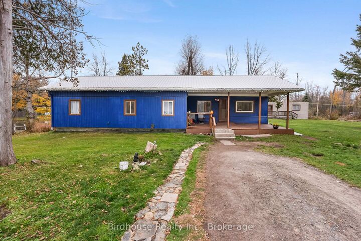 Property Photo: 17 Ash Loop ON K9V 0K1