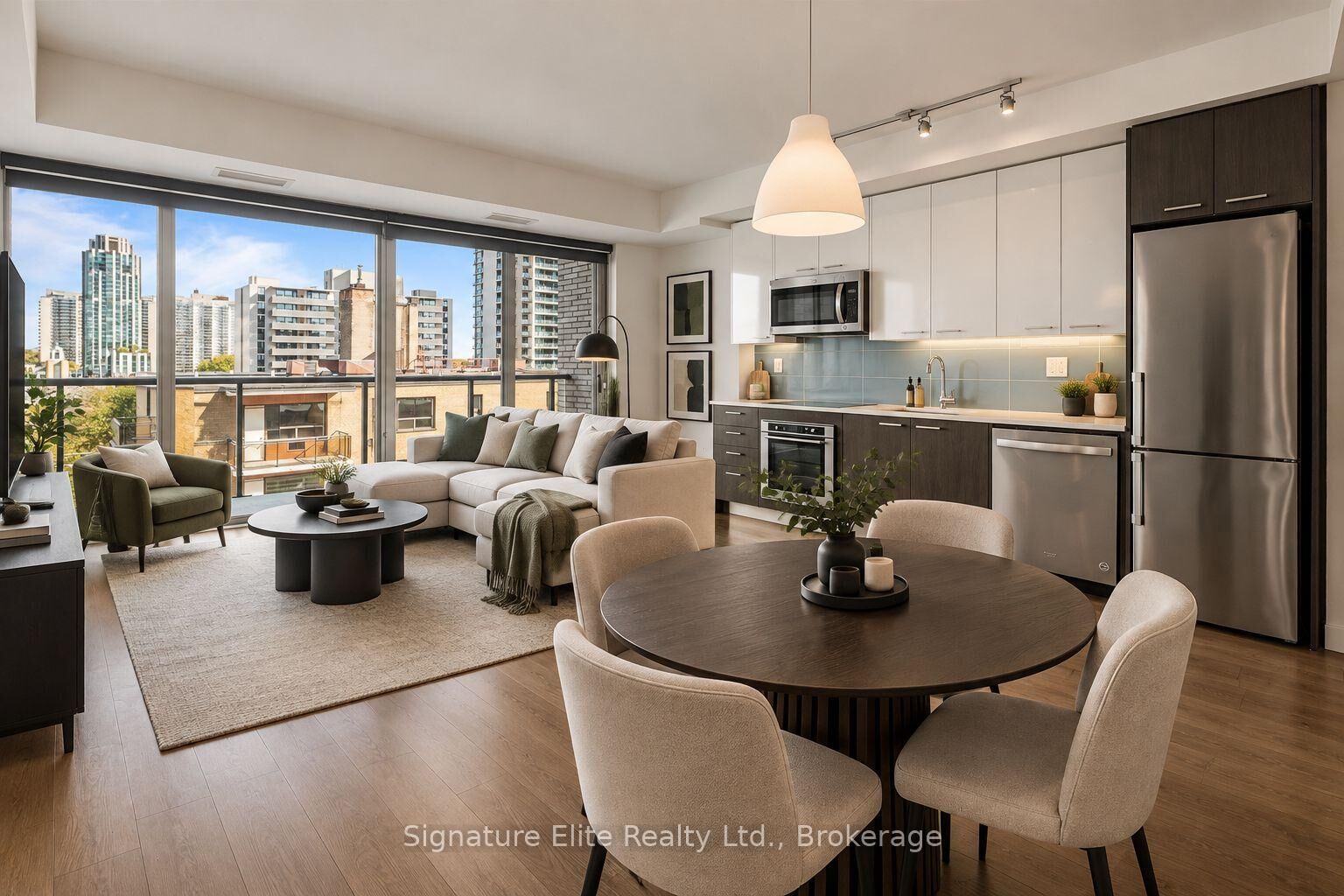 Property Photo:  109 Vaughan Road 701  ON M6C 0B1 