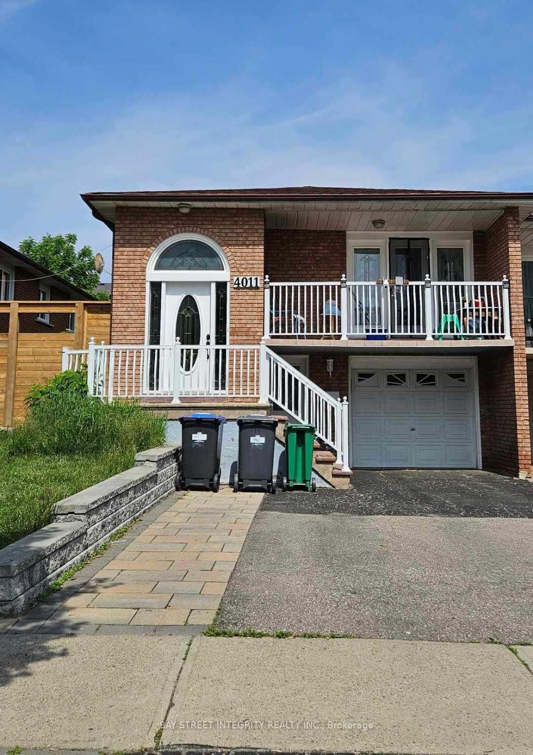 Property Photo: 4011 Bishopstoke Lane ON L4Z 1H9