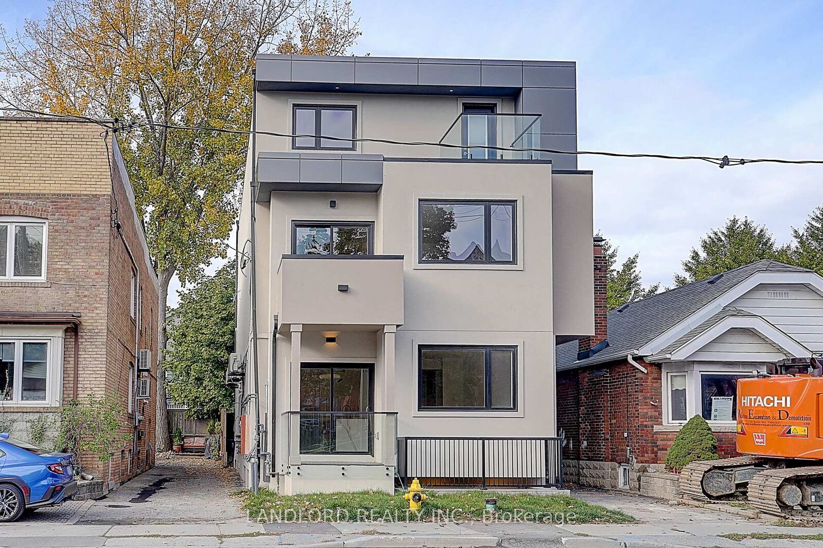 Property Photo:  1344 Pape Avenue Unit 1  ON M4K 3X2 