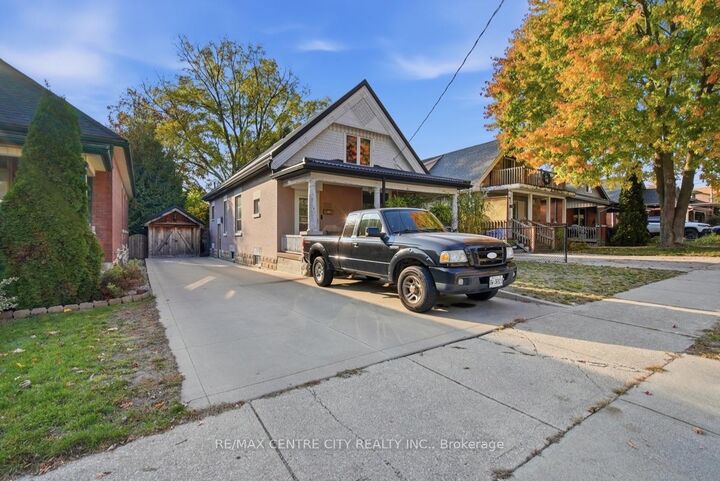 Property Photo:  355 Oakland Avenue  ON N5W 4J8 