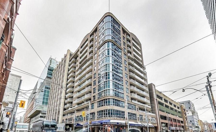 Property Photo:  105 Victoria Street Uph02  ON M5C 3B4 