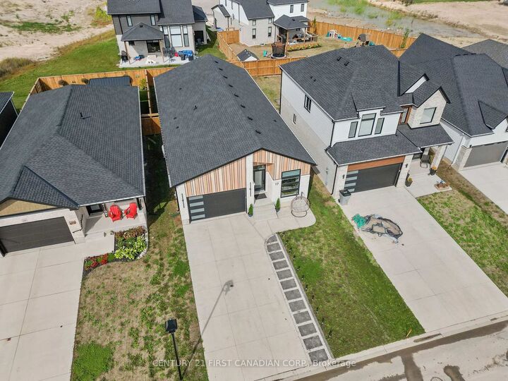 Property Photo: 17 Sheldabren Street ON N0M 1A0