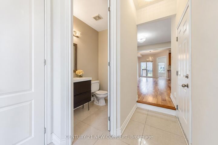 Property Photo:  210 Lauderdale Drive  ON L6A 0S4 