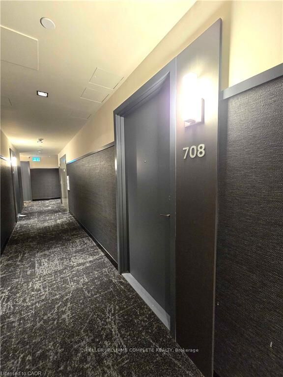 Property Photo:  2485 Eglinton Avenue W 708  ON L5M 2T1 