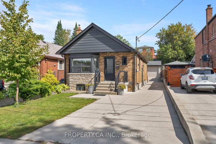 Property Photo: 573 Northcliffe Boulevard ON M6E 3L6