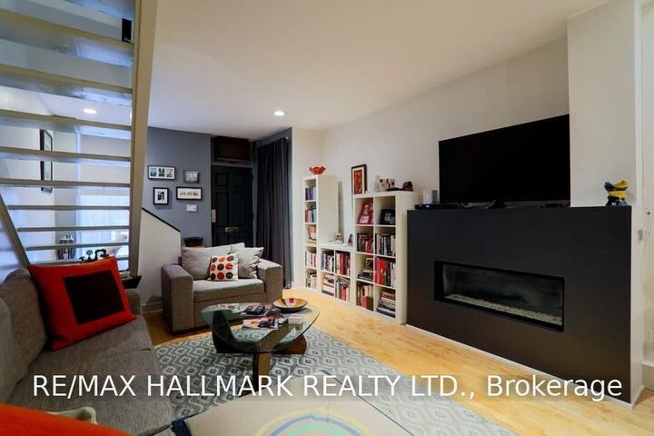 Property Photo:  10 Verral Avenue  ON M4M 2R2 